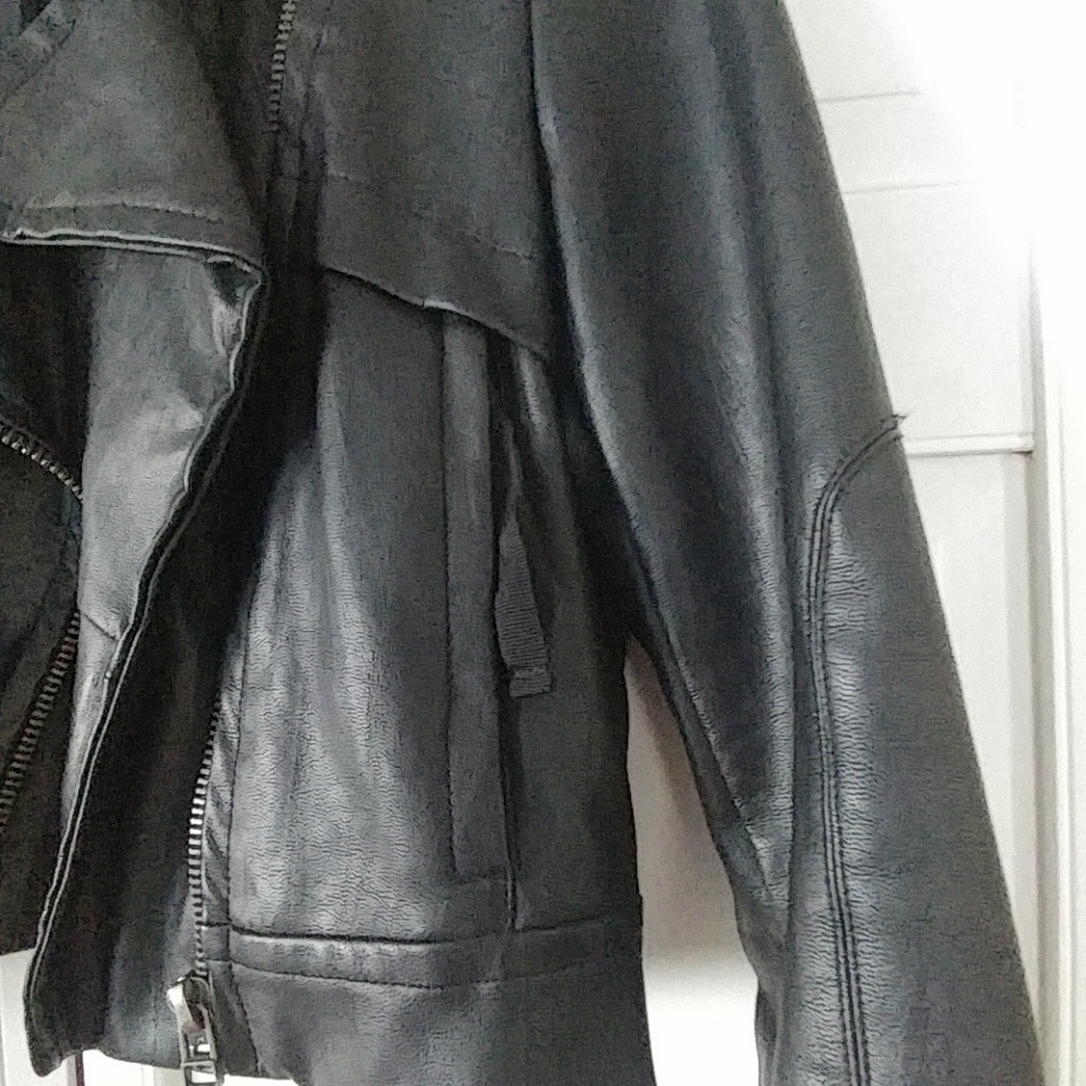Jacket - Picture 2 of 4